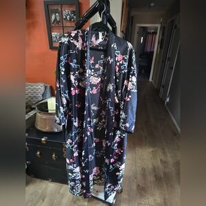 Natori Caftan Satin Robe Black Green Pink Asian Art to Wear Robe Kaftan Large